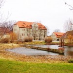 Kloster Helfta: Nochmal das Herrenhaus, rechts daneben das Hotel Kloster Helfta: Nochmal das Herrenhaus, rechts daneben das Hotel
